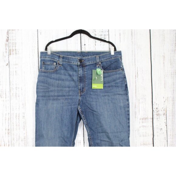 NEW  LL Bean BeanFlex Jeans Slim Fit Straight Leg Blue Washed 38x29 - Picture 2 of 9